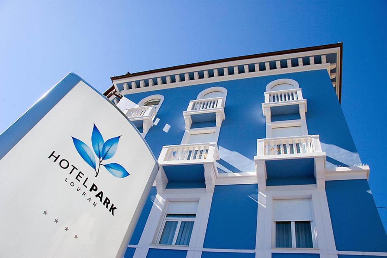 Hotel Park 로브란 외부 사진
