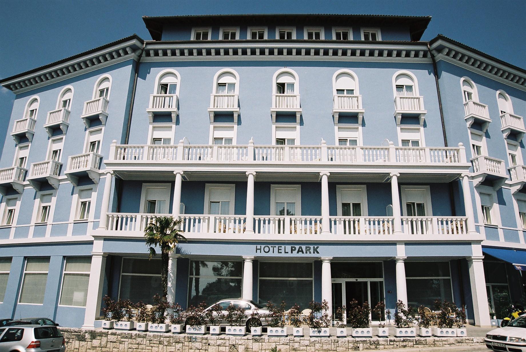 Hotel Park 로브란 외부 사진
