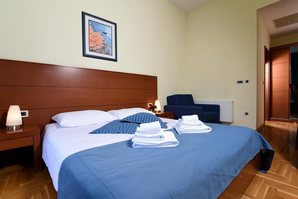 Hotel Park 로브란 외부 사진